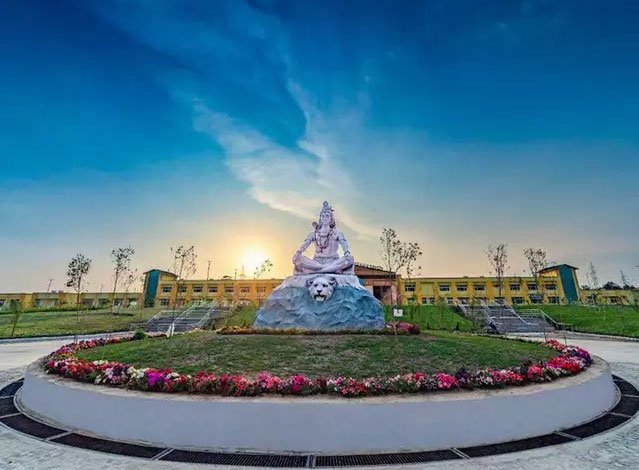 Shiva image In Rishikesh