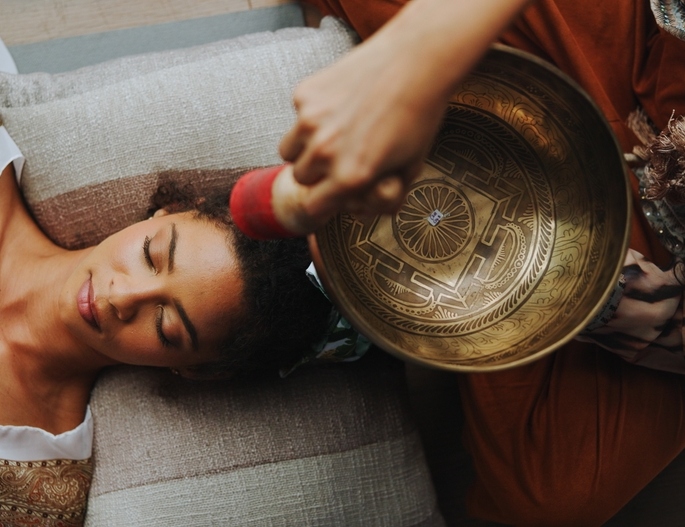 Sound Healing & Mantra Chanting Sound Healing & Mantra Chanting