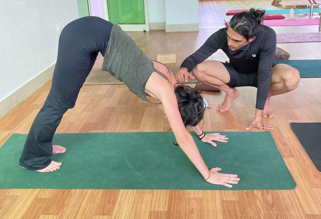 200 hour yoga ttc students at rishikul yogshala rishikesh 200 hour yoga ttc students at rishikul yogshala rishikesh