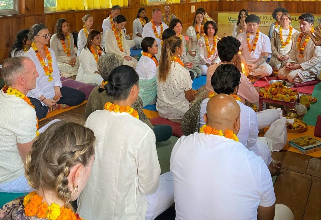 Traditional Yoga Teacher Training in Rishikesh at Rishikul Yogshala Rishikesh Traditional Yoga Teacher Training in Rishikesh at Rishikul Yogshala Rishikesh