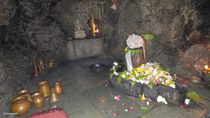 Vashistha Cave in Rishikesh Vashistha Cave in Rishikesh