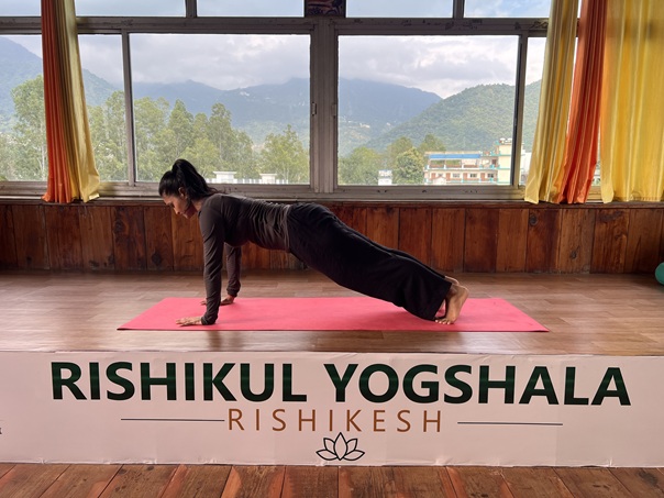 Phalakasana