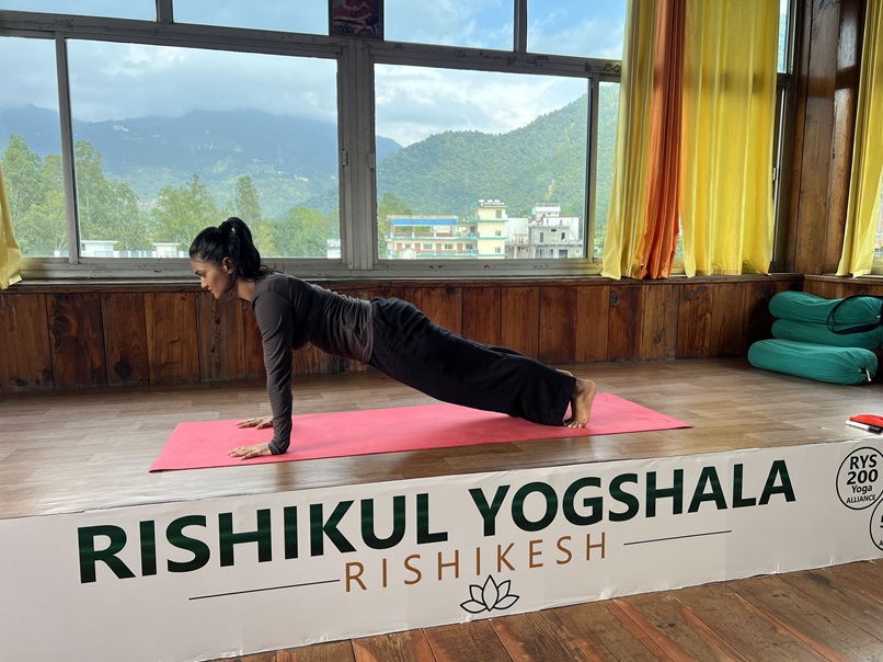 phalakasana 2