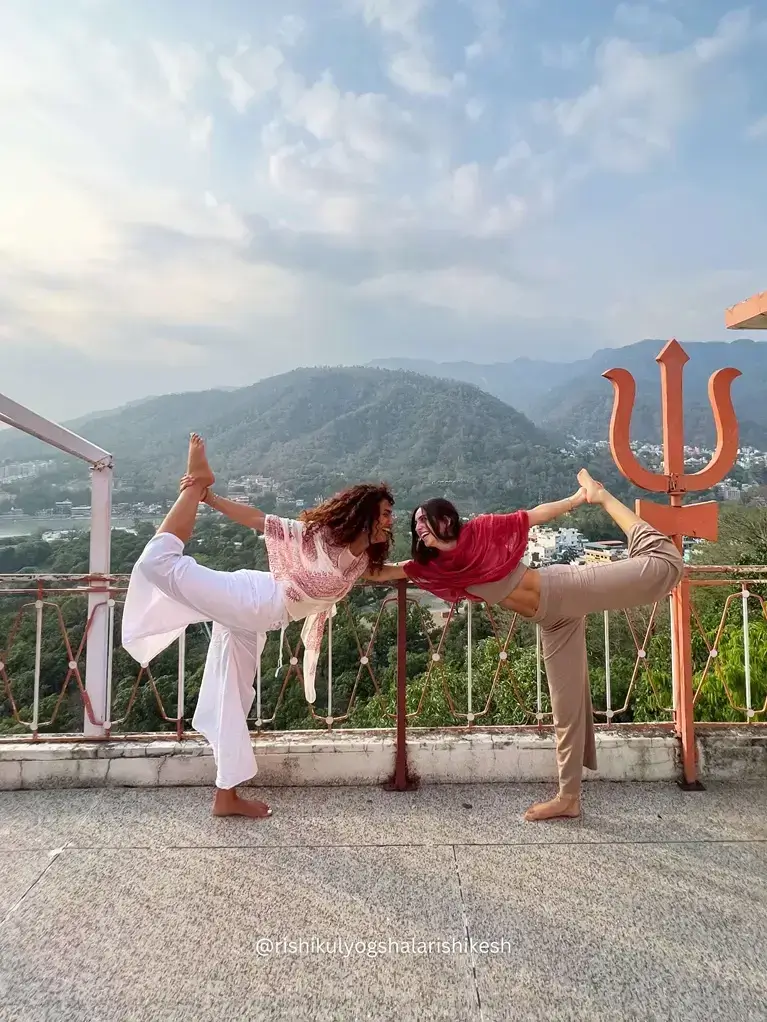 Students on a weekend excursion in Rishikesh